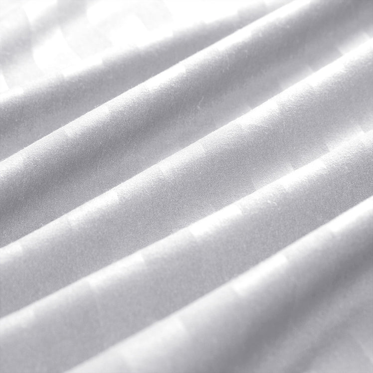 White Duvet Cover Striped Pattern Bedding Set