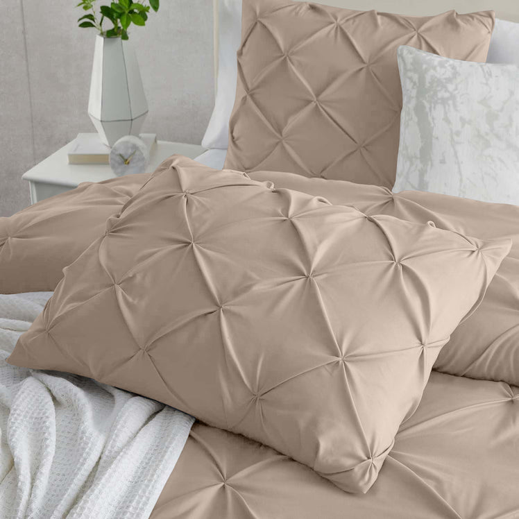 Pintuck Duvet Cover & Pillowcase Set