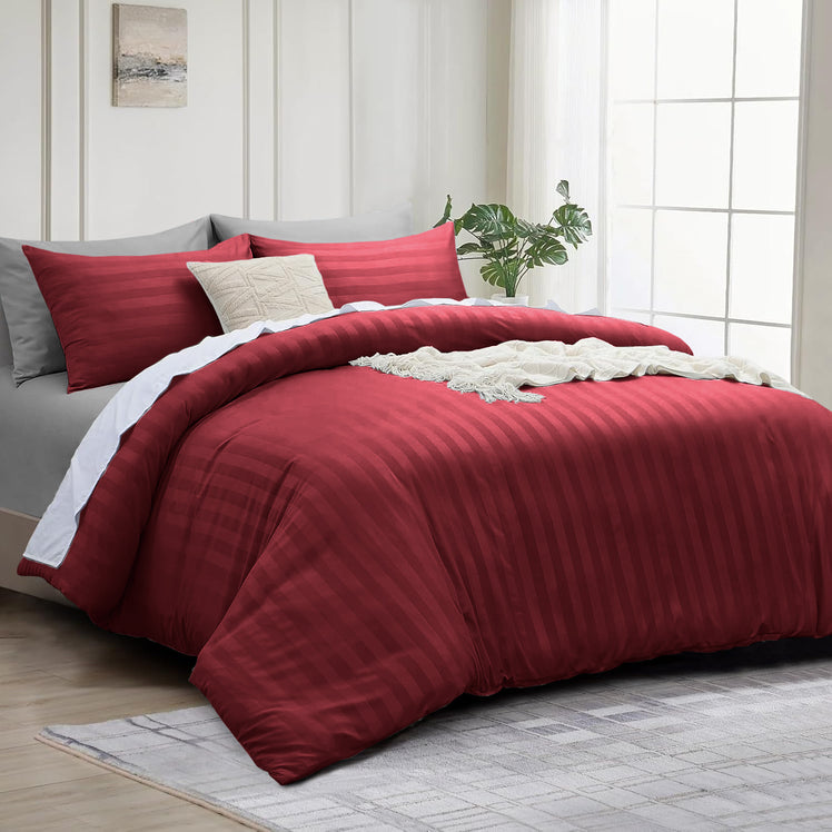 4 Piece Stripe Bedding Set - Duvet Cover, Fitted Sheet & Pillowcases