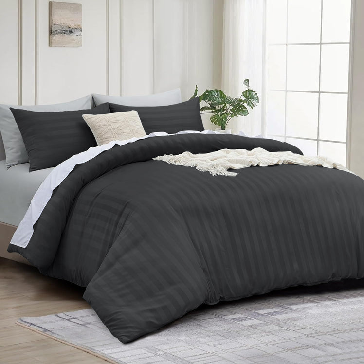 4 Piece Stripe Bedding Set - Duvet Cover, Fitted Sheet & Pillowcases