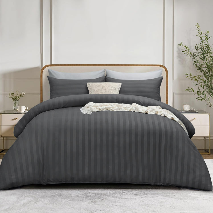 4 Piece Stripe Bedding Set - Duvet Cover, Fitted Sheet & Pillowcases