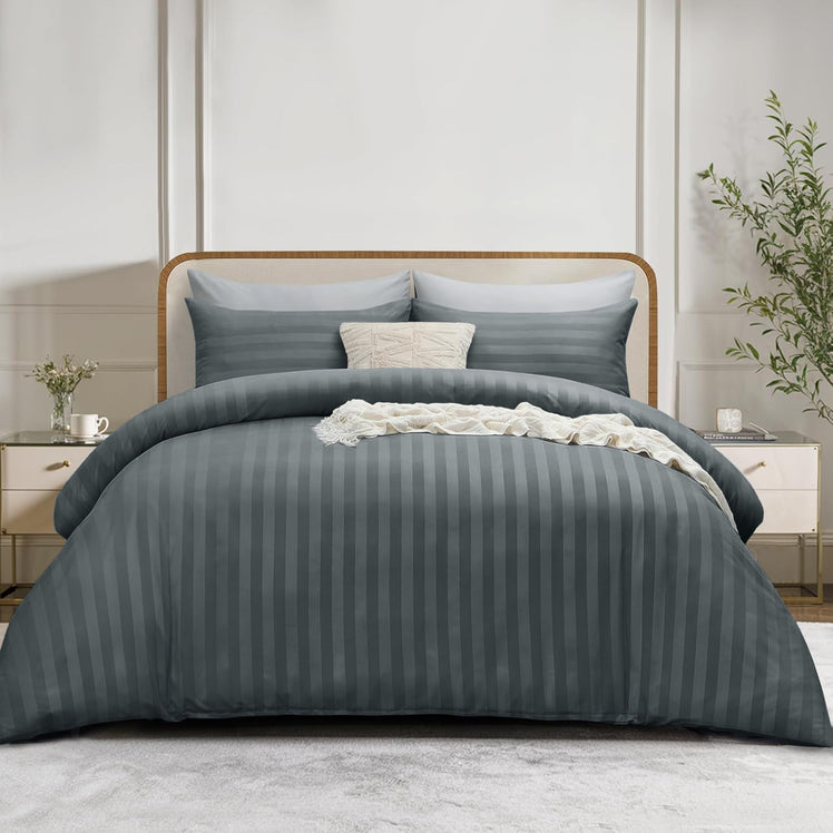 4 Piece Stripe Bedding Set - Duvet Cover, Fitted Sheet & Pillowcases