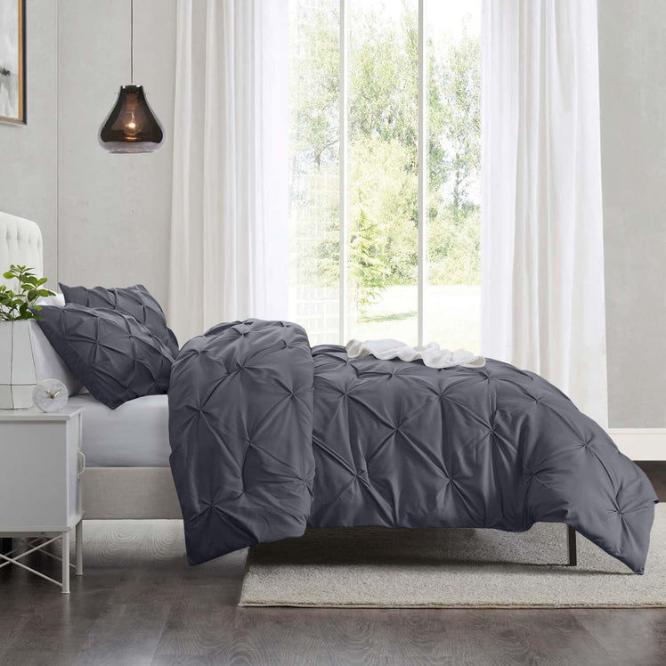 Pintuck Duvet Cover & Pillowcase Set