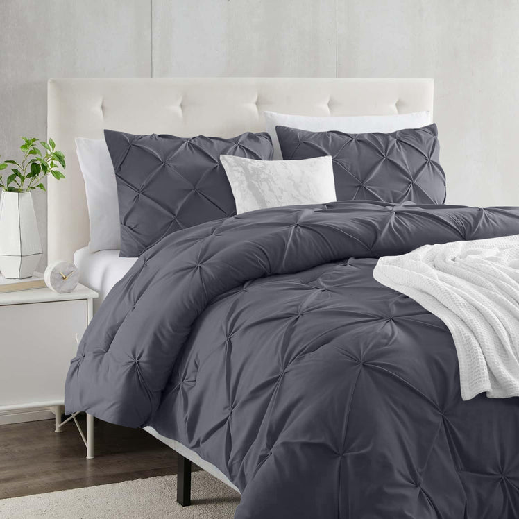 Pintuck Duvet Cover & Pillowcase Set