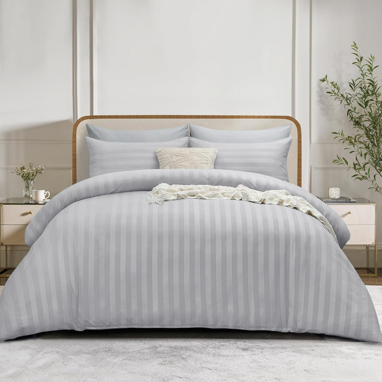 4 Piece Stripe Bedding Set - Duvet Cover, Fitted Sheet & Pillowcases
