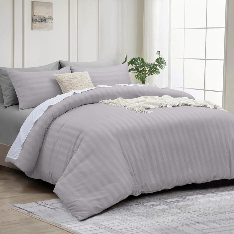 4 Piece Stripe Bedding Set - Duvet Cover, Fitted Sheet & Pillowcases