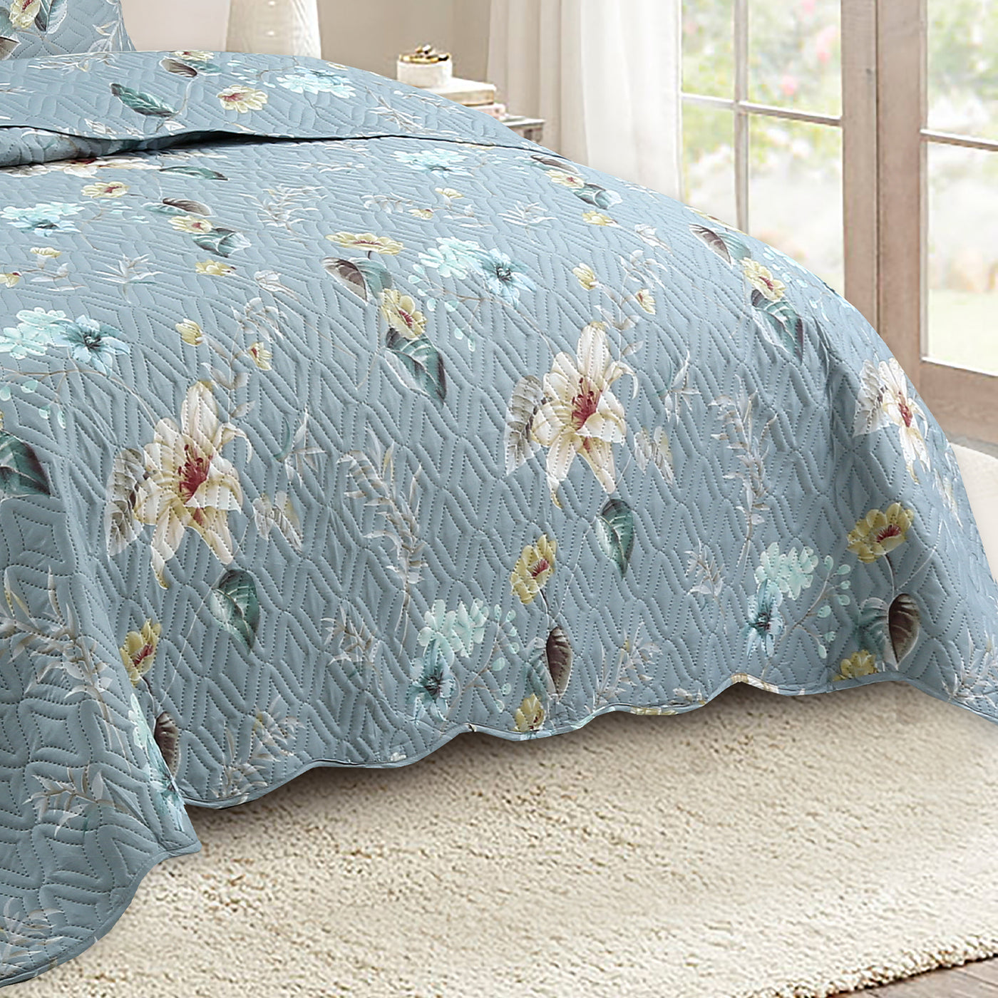 Quilted Embossed Bedspread Set