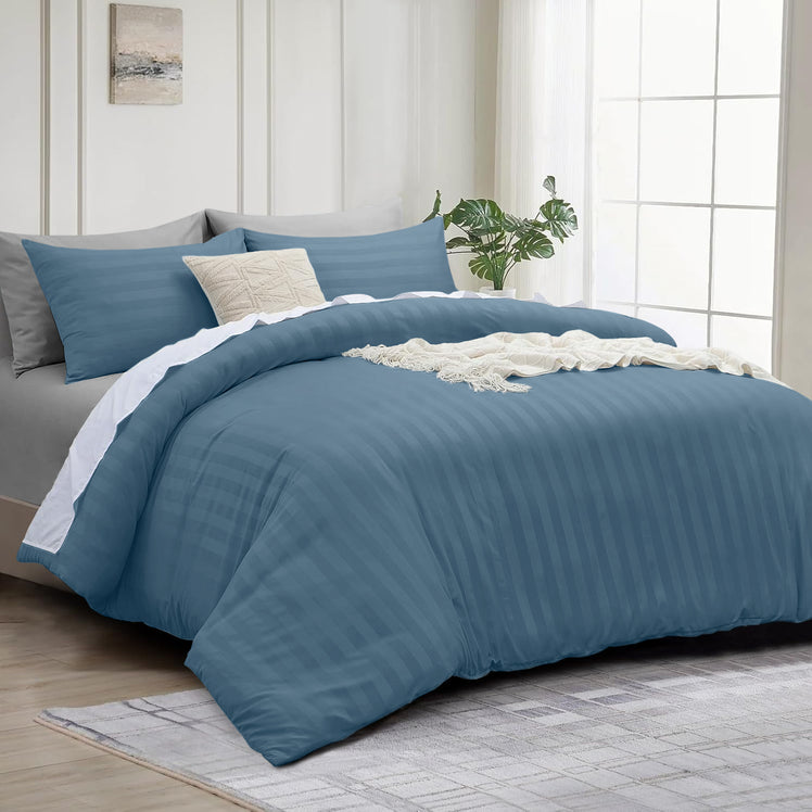 4 Piece Stripe Bedding Set - Duvet Cover, Fitted Sheet & Pillowcases