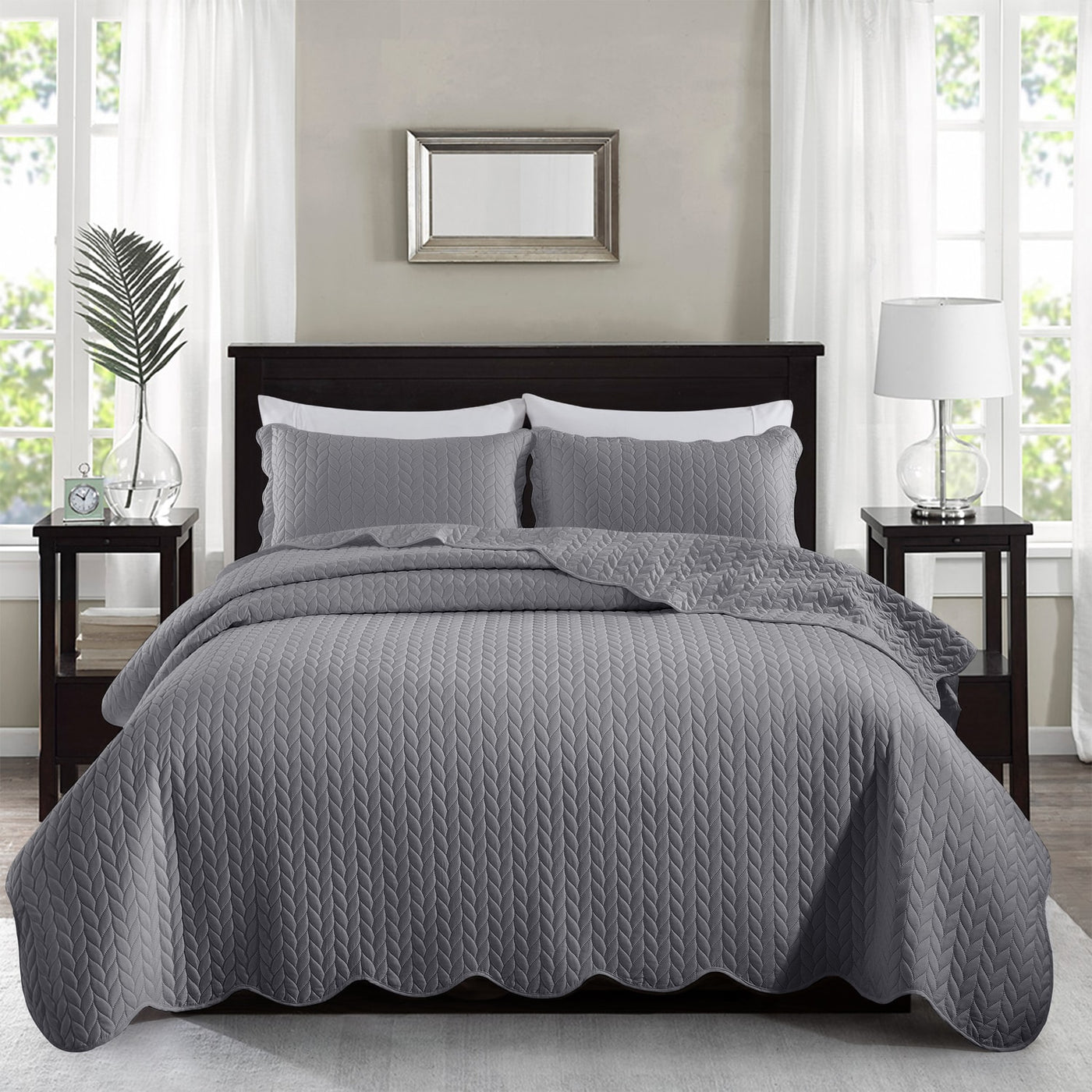 Embossed Quilted Bedspread Set